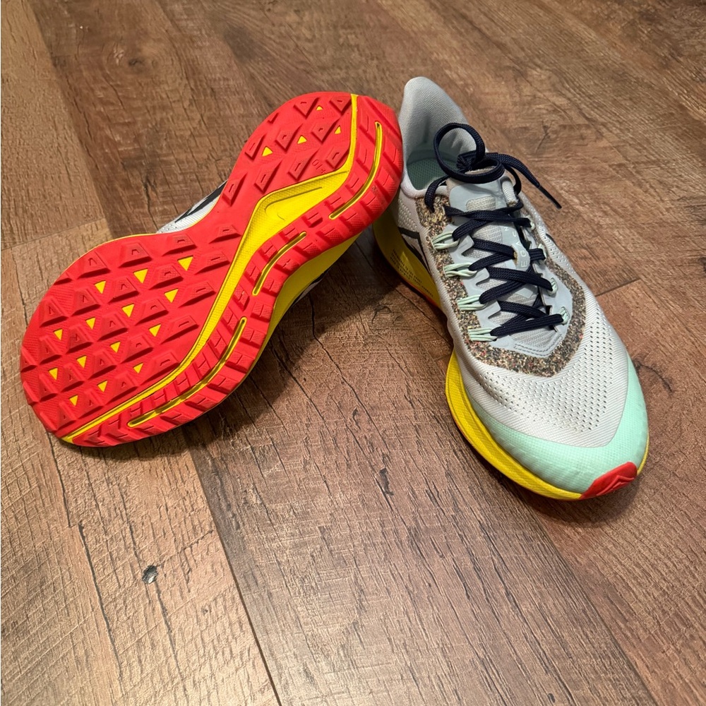 Nike Women's Multi-Color Running Shoes - Red/Yellow/Light Blue/White